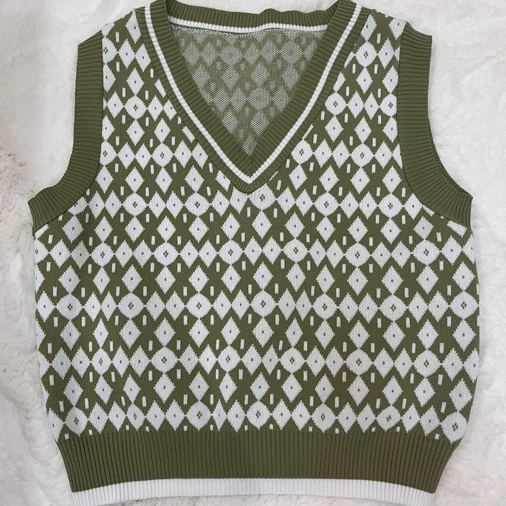 yesstyle green cropped sweater vest